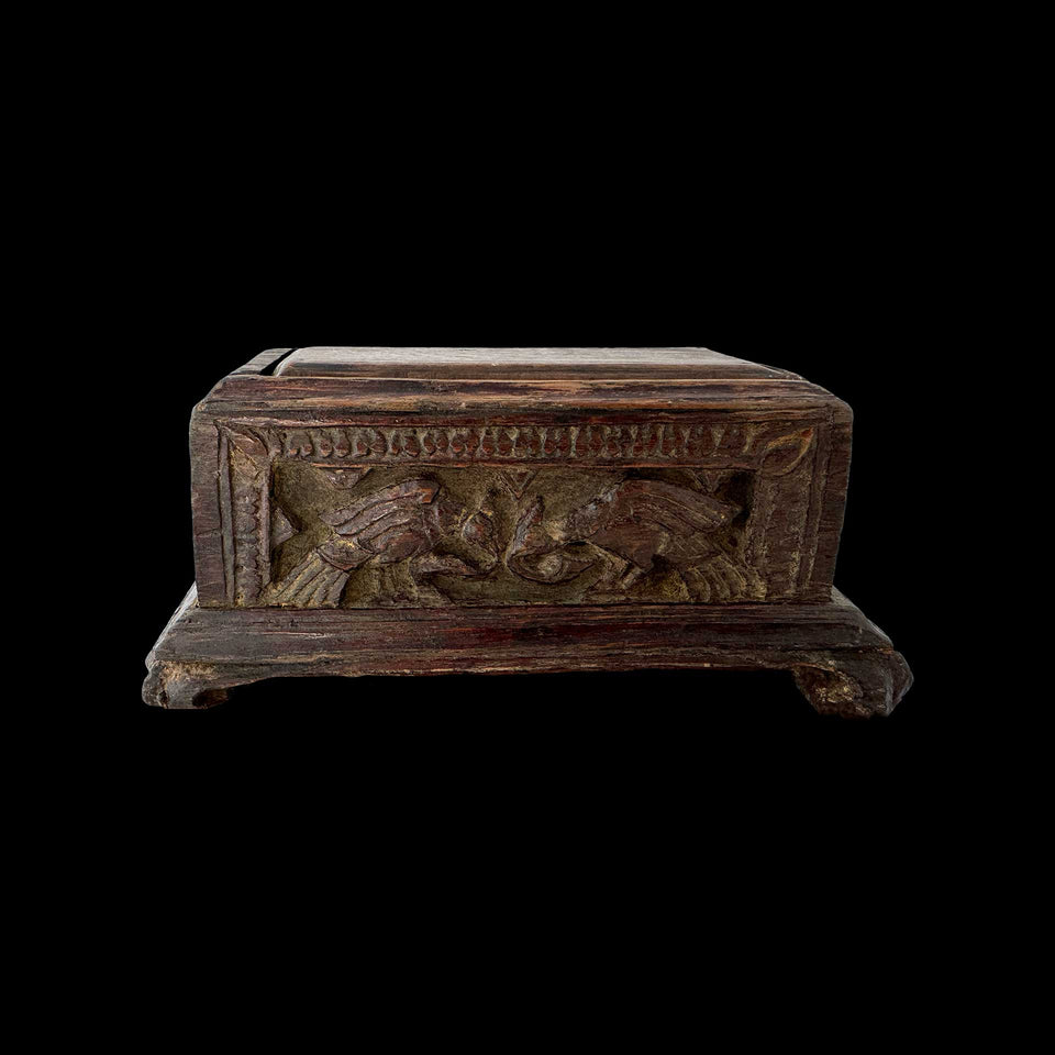 Coffret à Double Fond en Bois (France) - XVIe siècle