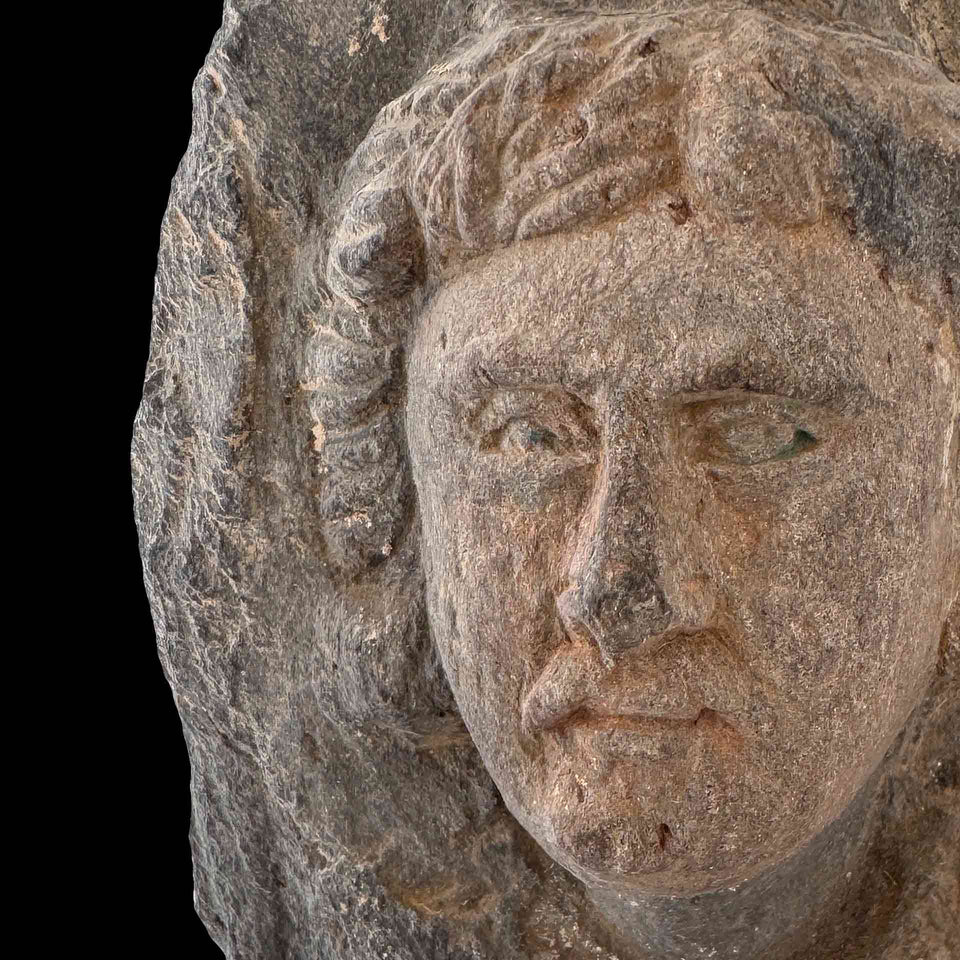Visage d'Homme Gandhara en Schiste Gris (Gréco-Bouddhique) - Ier à Ve siècle