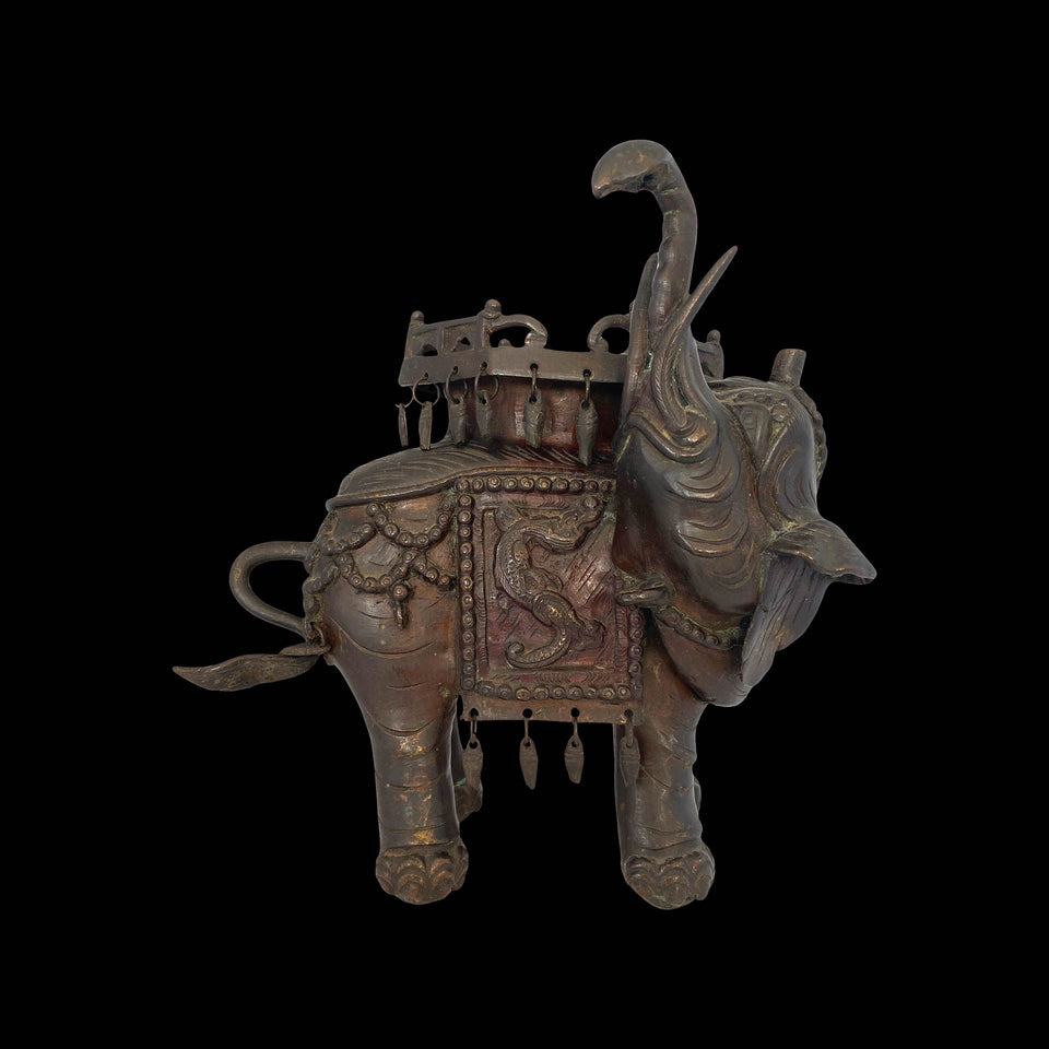Brûle-Parfum « Éléphant Harnaché » en Bronze (Chine) - XIXe siècle (Dynastie Tsing)