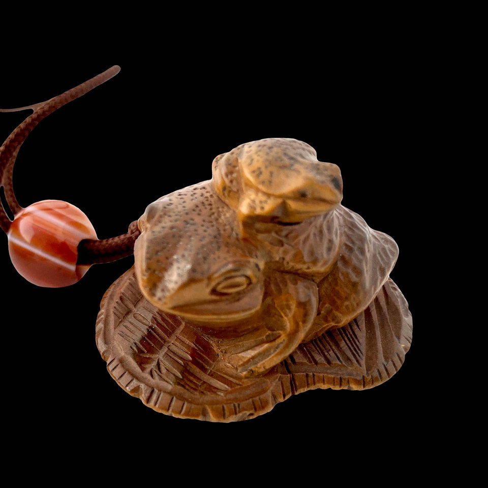 Inro en Bois Laqué et son Netsuké en Bois (Japon) - XIXe siècle