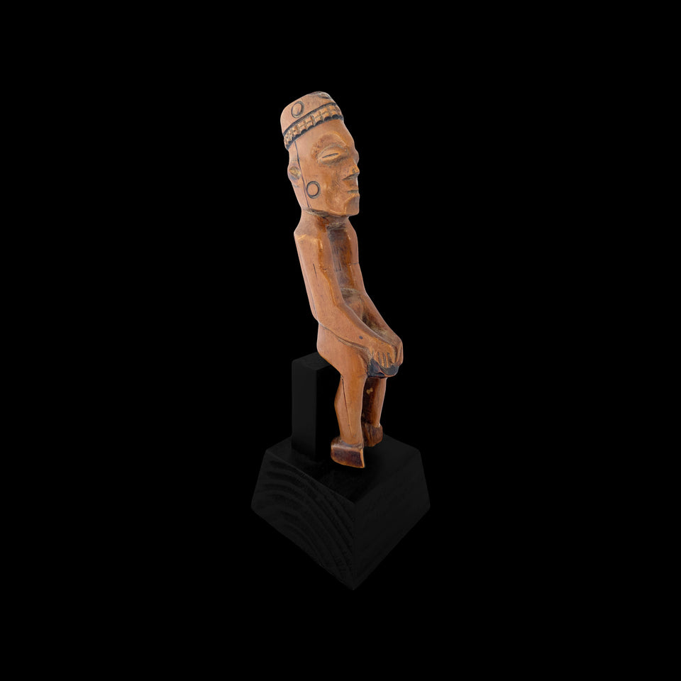Joueur de Tambour Pendé en Bois (République Démocratique du Congo) - Début du XXe siècle