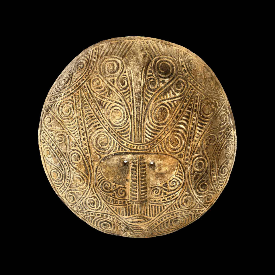 Masque de Façade des Moluques en Bois Sculpté (Indonésie) - XXe Siècle