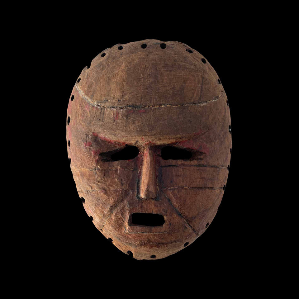 Masque Rituel Eskimo en Bois Sculpté (Alaska) - Fin du XIXe/Début du XXe siècle