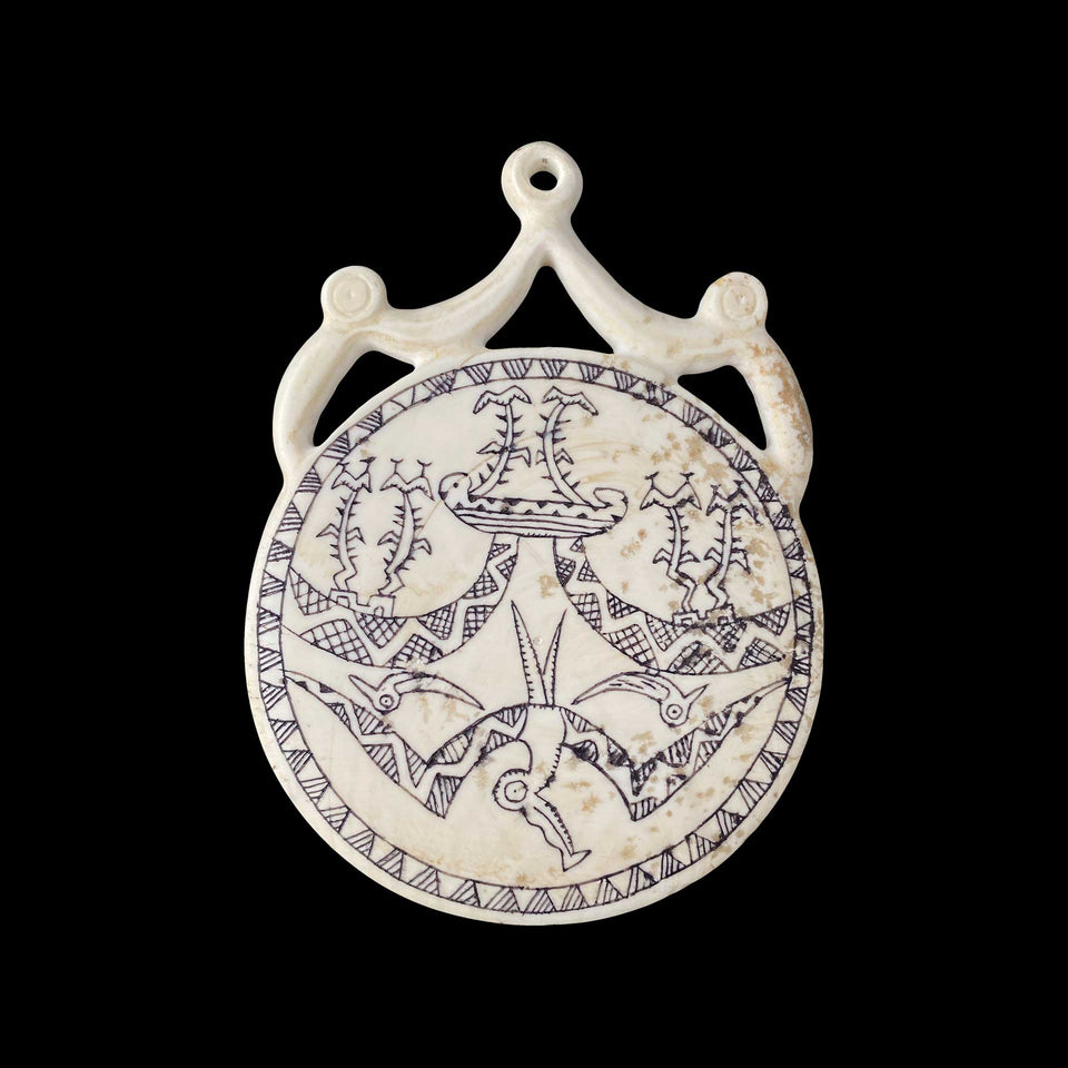 Pendentif Rituel "La'Oniasi" en Coquillage (Îles Salomon) - XXe siècle