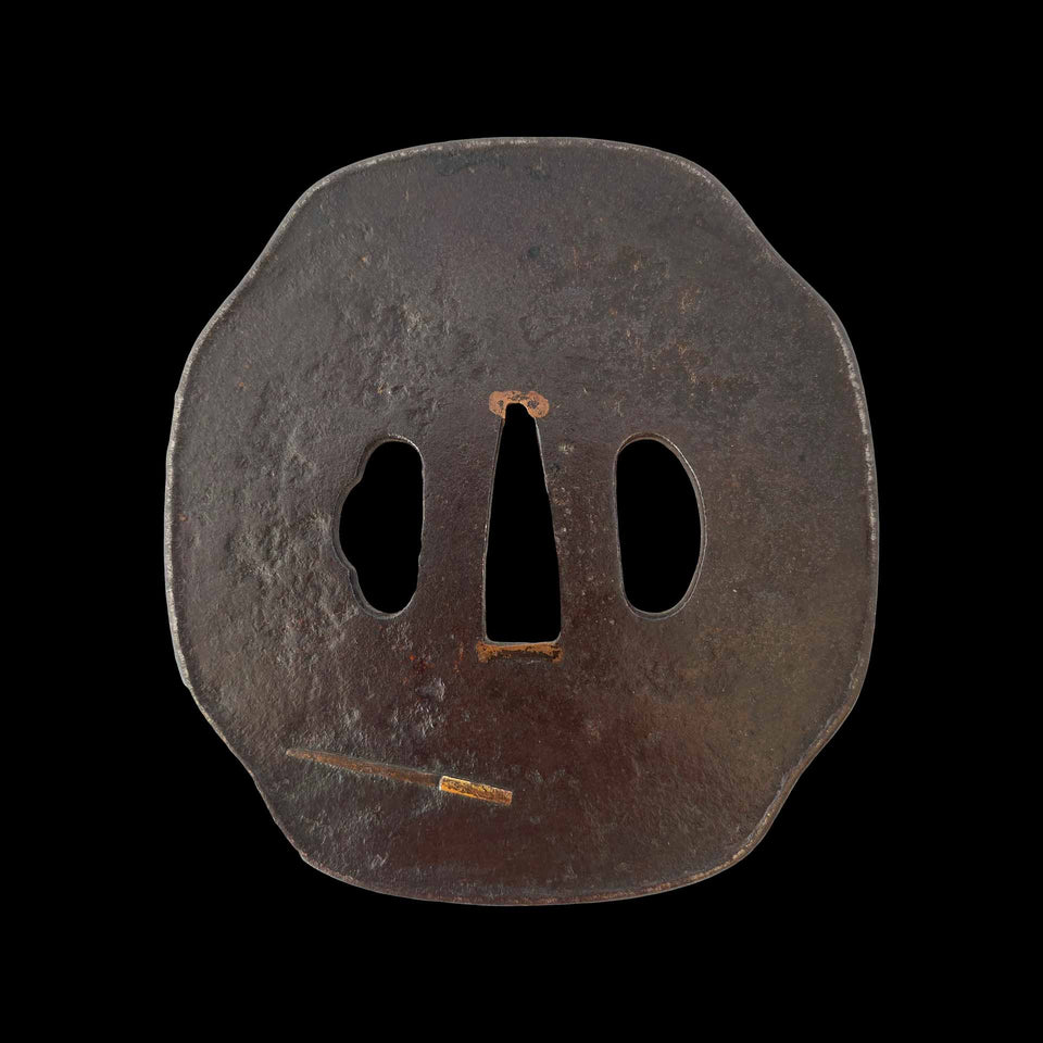 Tsuba Signée en Fonte de Fer (Japon) - XVIIIe siècle