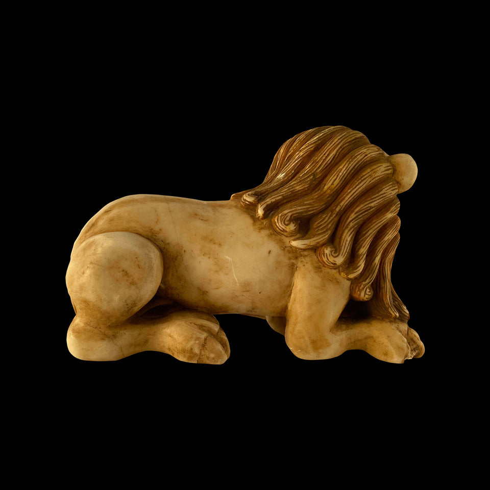 Lion en Albâtre Scuplté (Espagne) - XVIIIe siècle