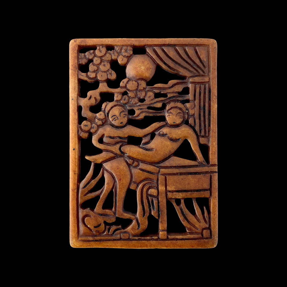 Plaque Erotique en Jade Caramel (Chine) - XIXe siècle