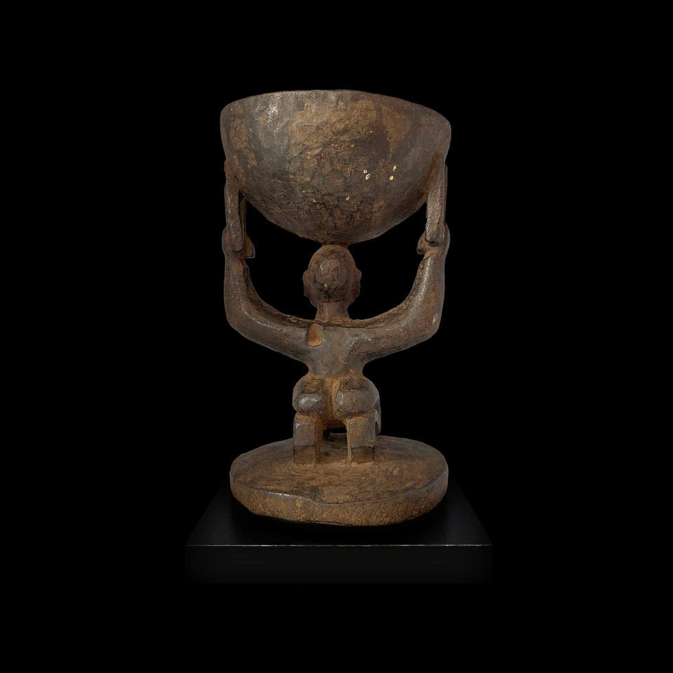 Porteuse de Coupe Yoruba en Bois Sculpté (Nigéria) - XXe siècle