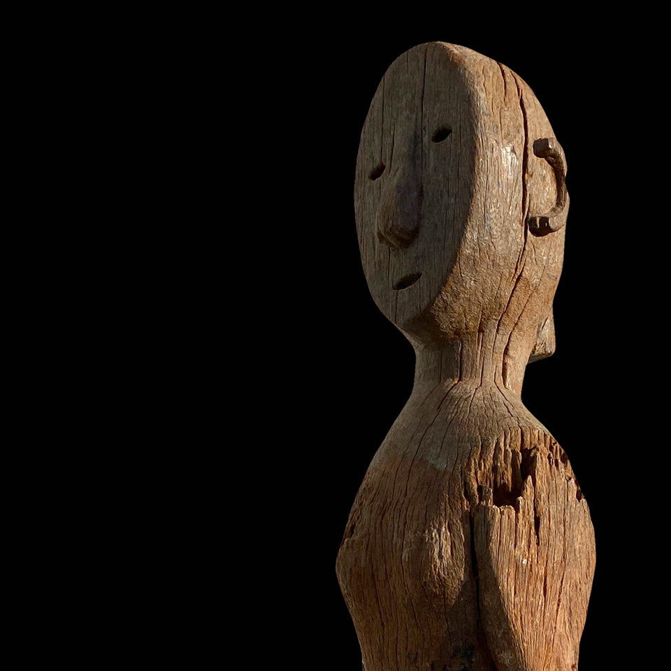 Statue Funéraire Jaraï de Femme en Chignon en Bois Sculpté (Vietnam) - Milieu du XXe siècle